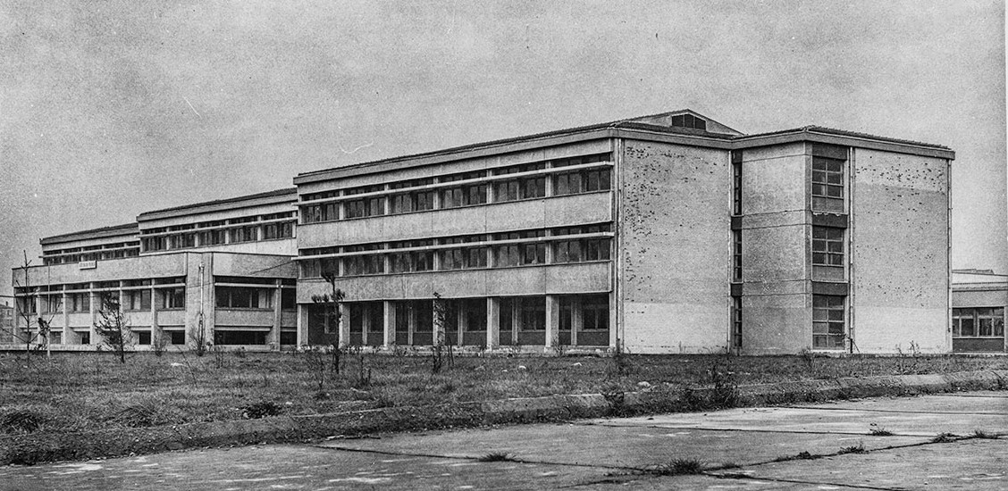 Yıl: 1982, Fotoğraf için Şener Kaya'ya (İstanbul Atatürk Yüksek Öğretmen Okulu Müdürü) teşekkür ederiz.